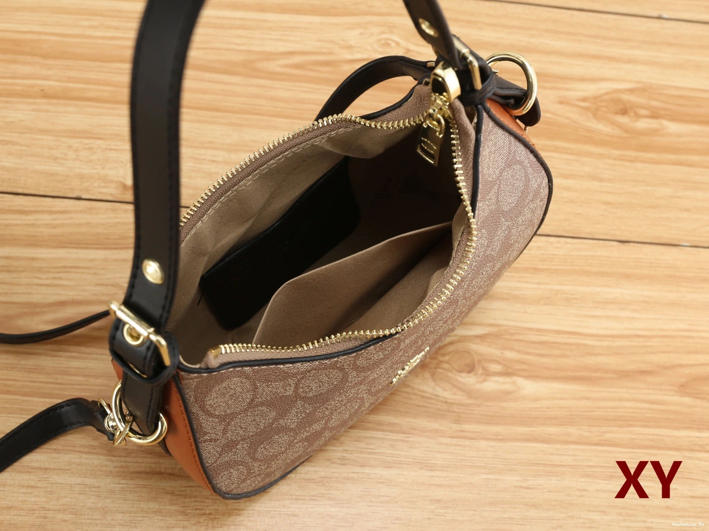 7528 Coach Women Messenger Bag For Versatile 1109